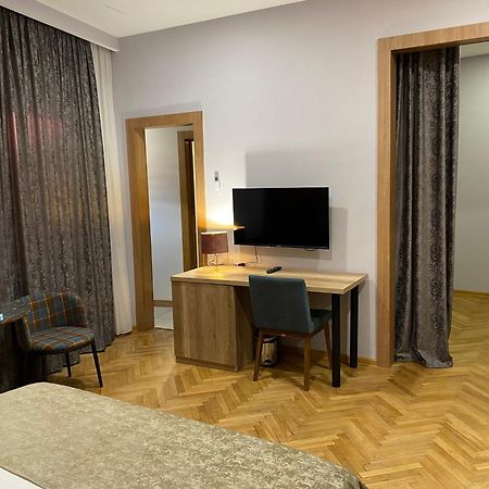 Hotel Banovani Tbilissi Extérieur photo