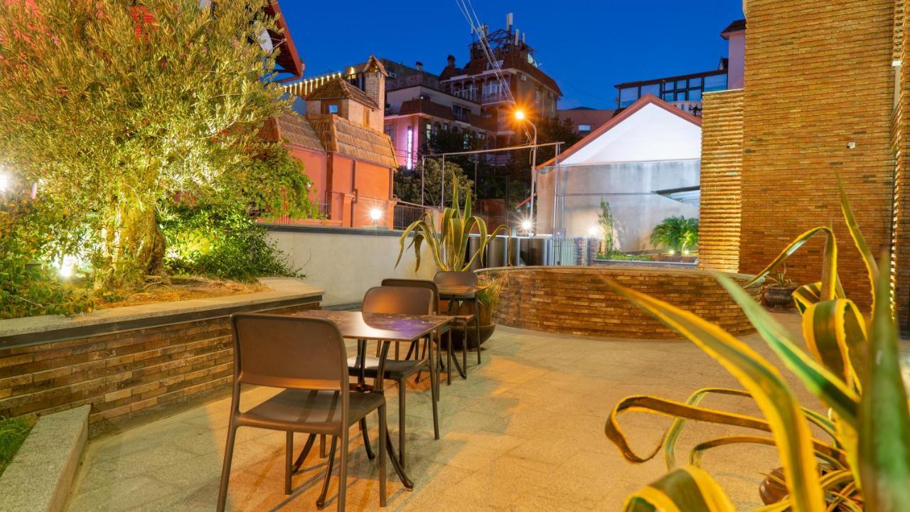 Hotel Banovani Tbilissi Extérieur photo