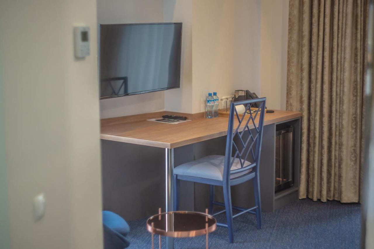 Hotel Banovani Tbilissi Extérieur photo