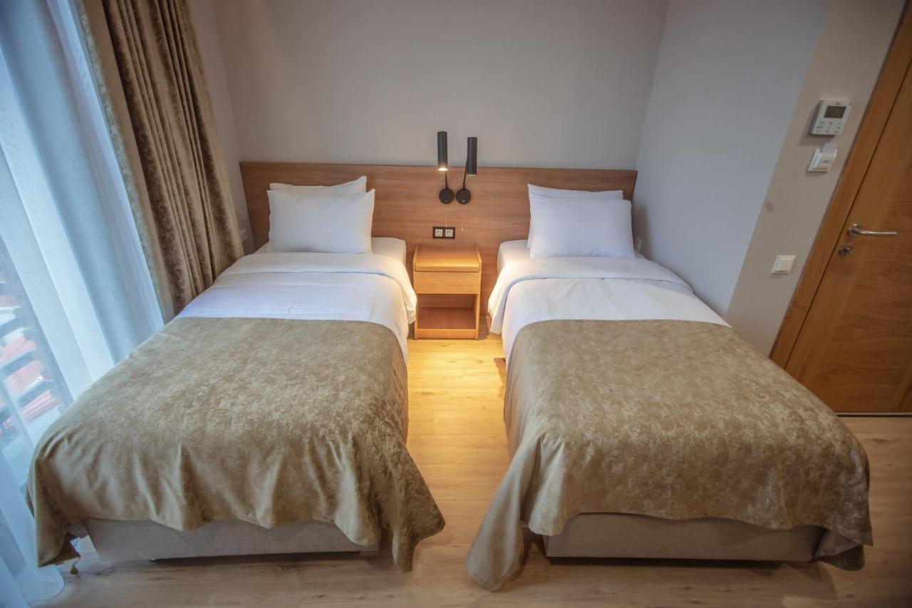 Hotel Banovani Tbilissi Extérieur photo