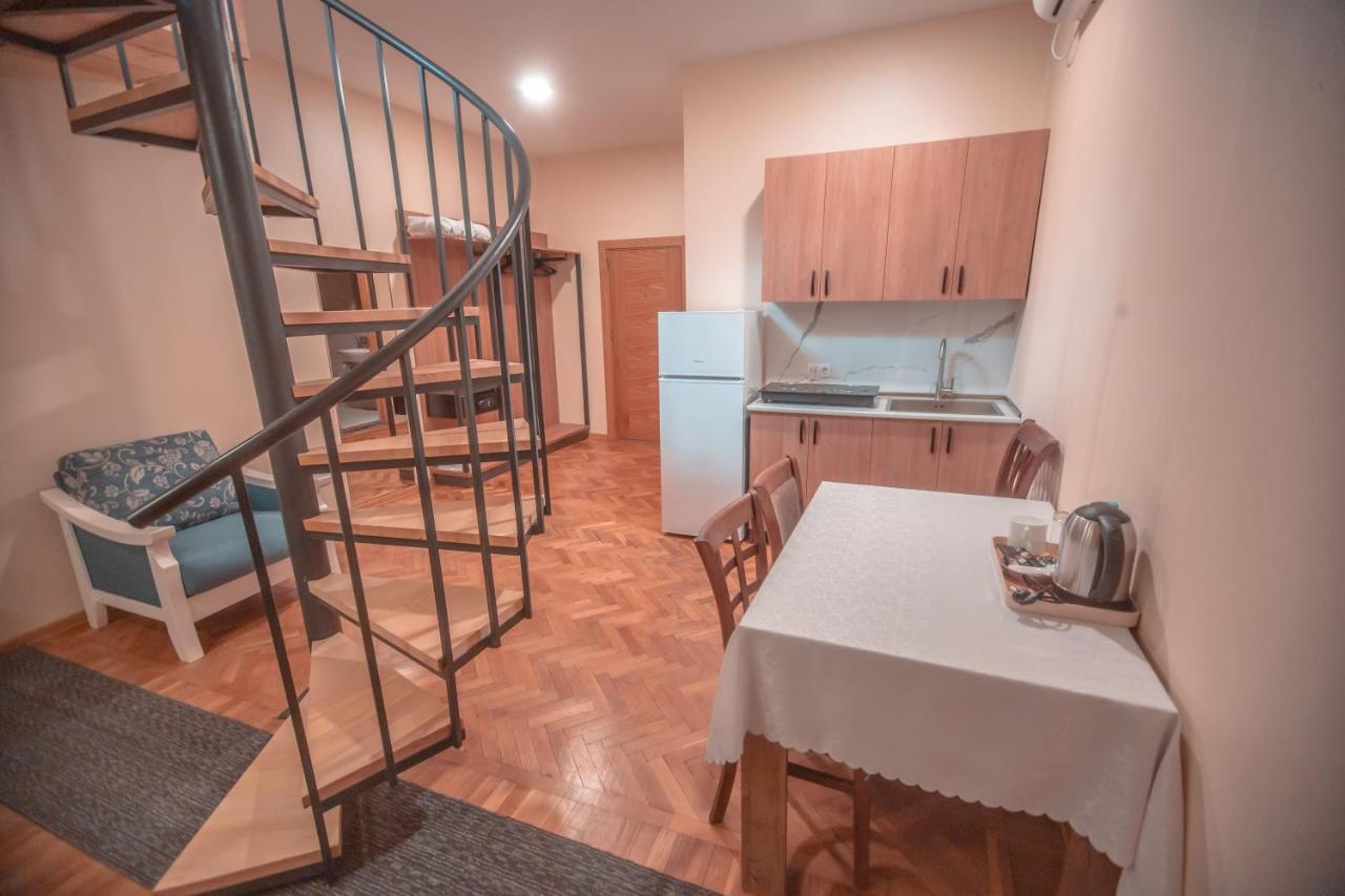 Hotel Banovani Tbilissi Extérieur photo